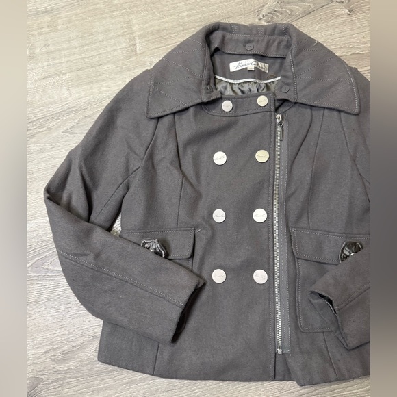 •KENNETH COLE• COAT - Picture 3 of 9